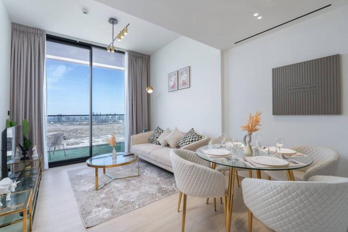 Luxurious 1-Bedroom Oasis l Binghatti Corner, JVC