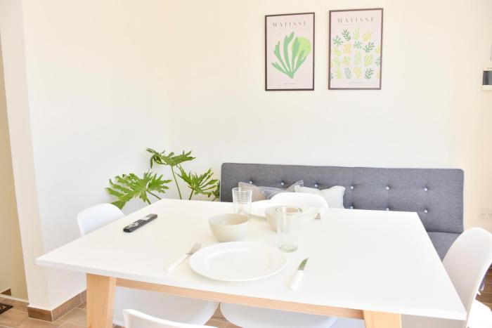 Las Blanquitas- departamentos en el casco histórico de Chascomús, a pocos metros de la laguna