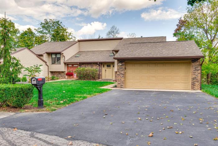Bloomington & Indy Area Gem: Near Attractions!