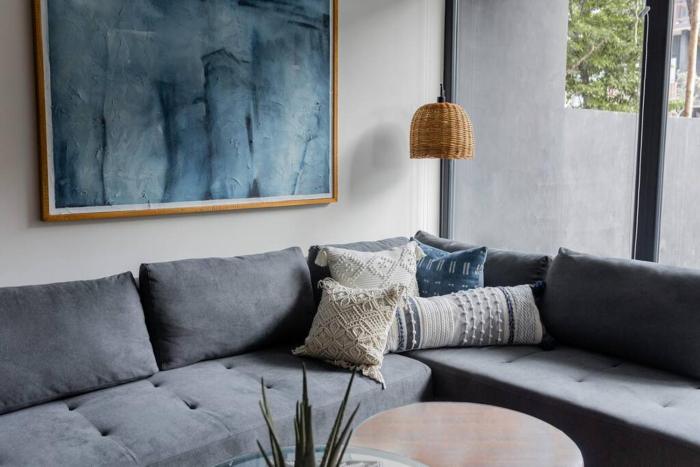 2BR Designers Pad Private Pool Closest to Beach