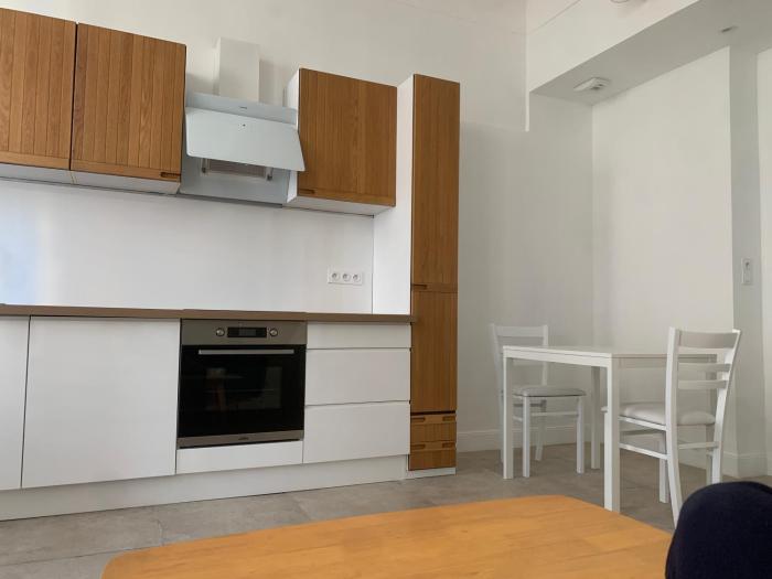 Cœur du Prado À deux, pas des Plage et du stade plein centre