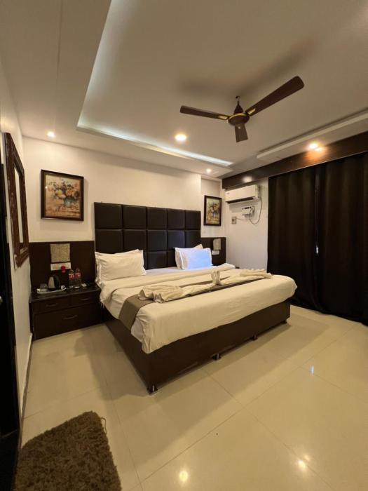 Sportsman Beach Hotel