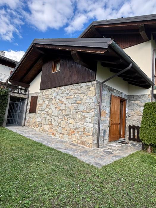 Villetta con giardino