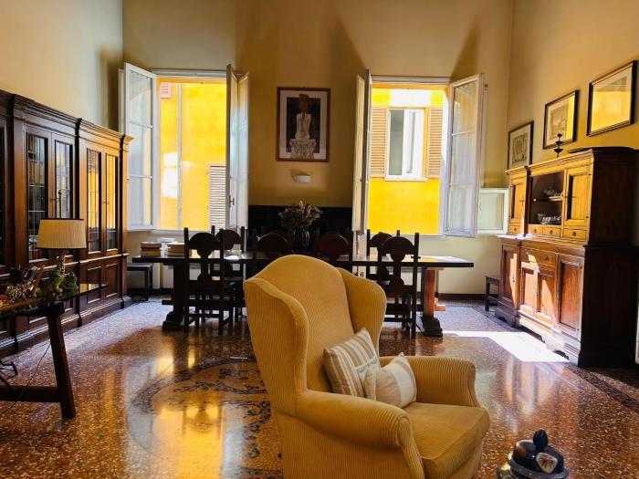 Bologna Medieval Art Loft