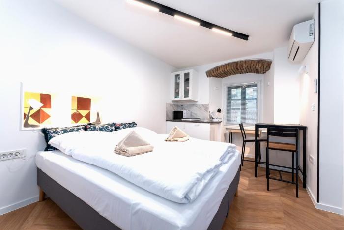 Corso Apartments