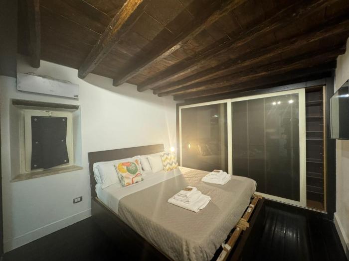 In Ancient Rome Apartment