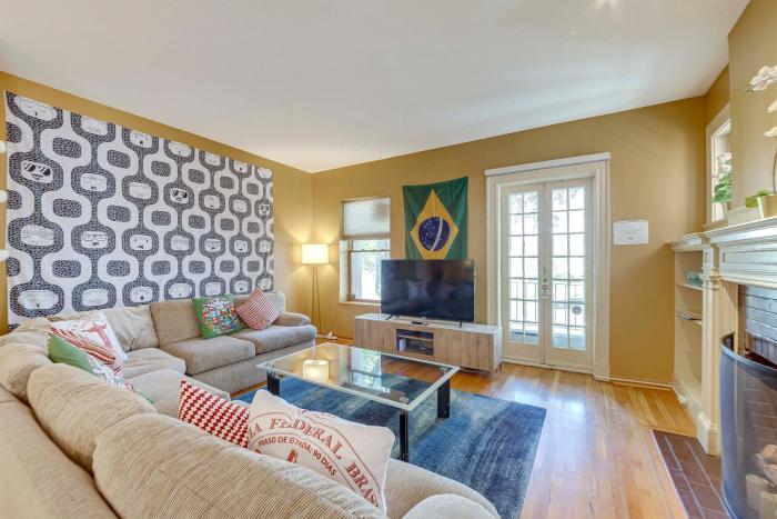 Central West End Condo Less Than 1 Mi to Forest Park!