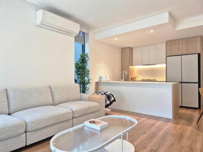 Modern 3 Bed apt near Lidcombe station
