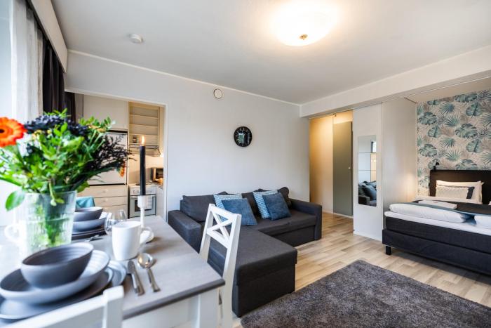 Arctic Hill City Suite