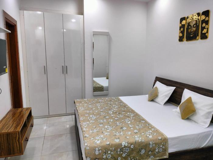 Stay Connect by Maggus