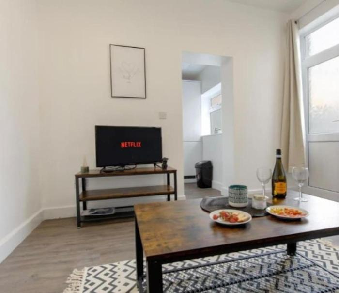 Beautiful & Spacious Suite in Blackpool Centre