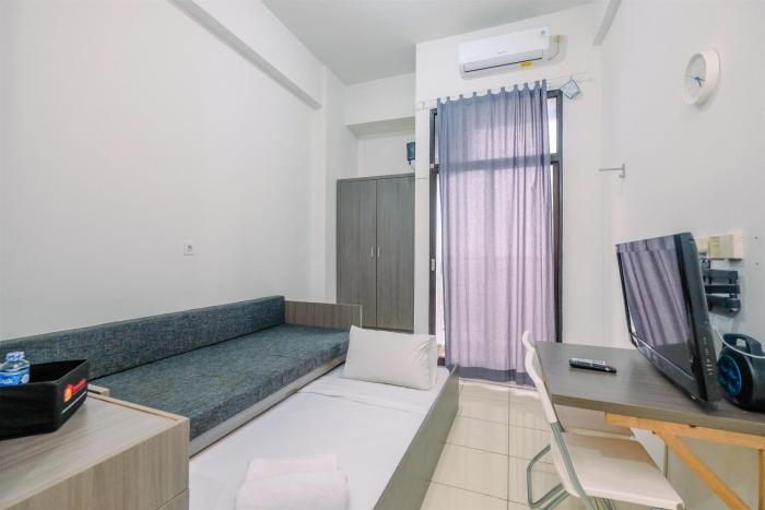 Comfortable and Minimalist Studio at Dave Apartment By Travelio