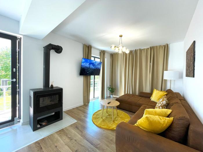 Nicme Bran: Playstation & Barbecue