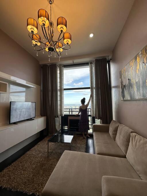 68F 1 Bedroom Penthouse Suite Gramercy Pool Sauna