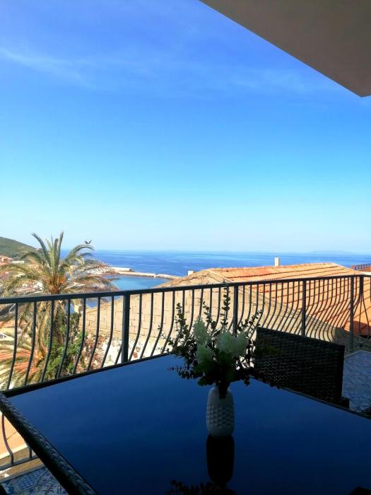 DOMUS con vista mare - JR02