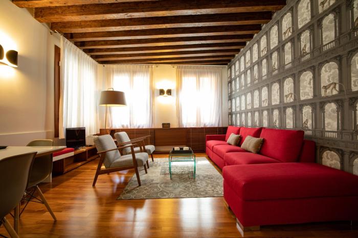 Ca della Scimmia - Rialto Bridge, Venice