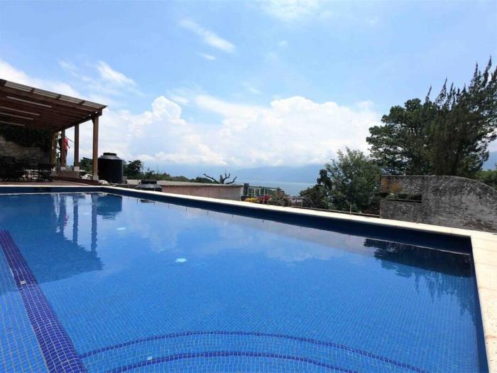 AT024 San Lucas Toliman Premium Home