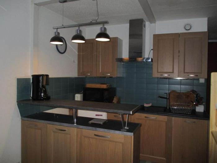 Studio 4 pers, balcon sud, parking, face pistes - FR-1-404-352