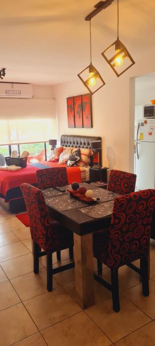 Monoambiente Familiar zona Catedral