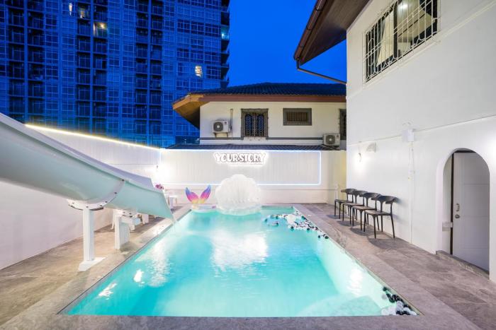 Your Story pool villa