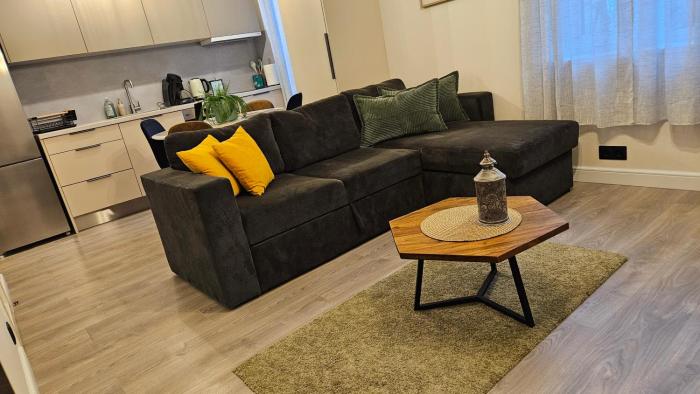Cēsu str Cozy Apartment, free parking, self check in