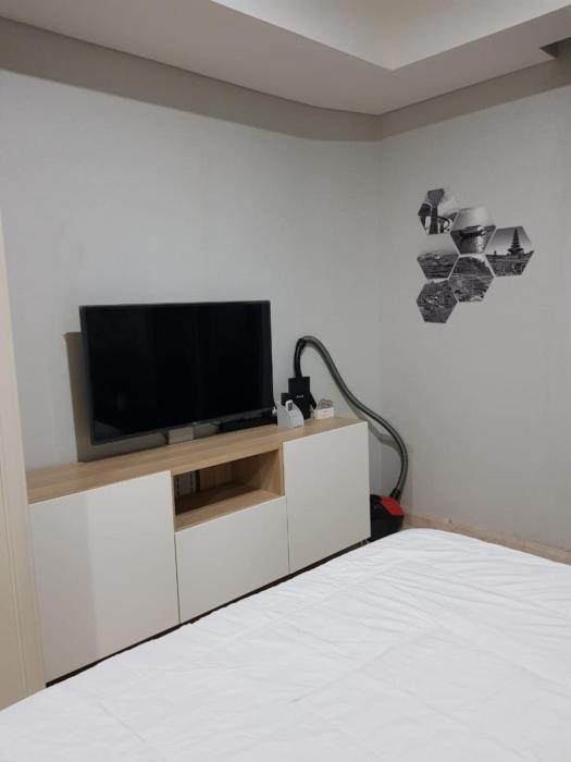 Oakwood PIK Apartment by Senyaman Living