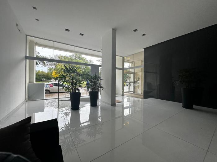 TEMPO Departamento impecable La Plata Céntrico Plaza Belgrano y cerca ESTADIO UNICO Estacionamiento propio