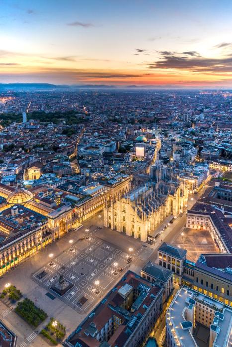 Near Duomo - Free Parking -Terrace - Metro - AC