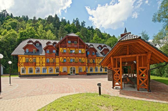 Dom zdravia - KÚPELE PIENINY