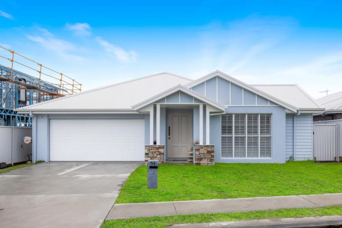 The Waybre - walk to the beach, ducted aircon