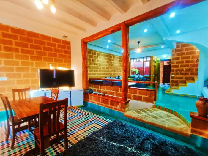 f13 dar Yassin Duplex très proche de la lagune