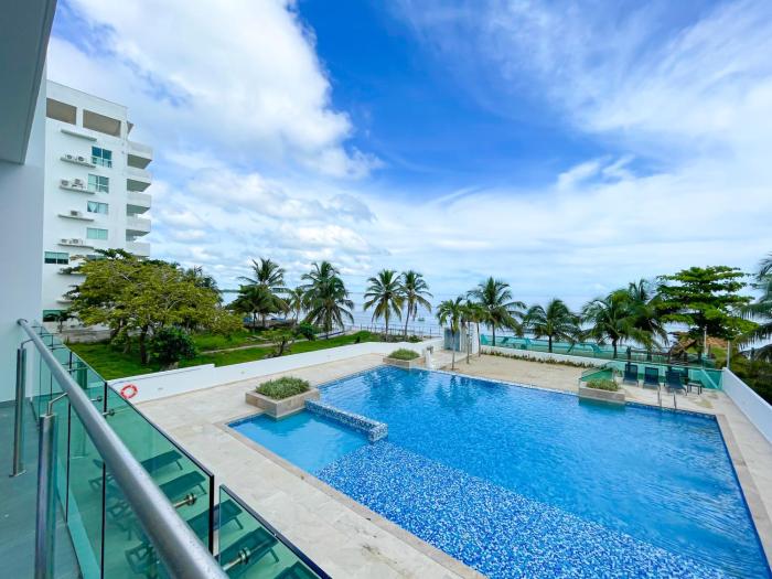 Magico Apartamento Frente al Mar 3 Habitaciones TR22