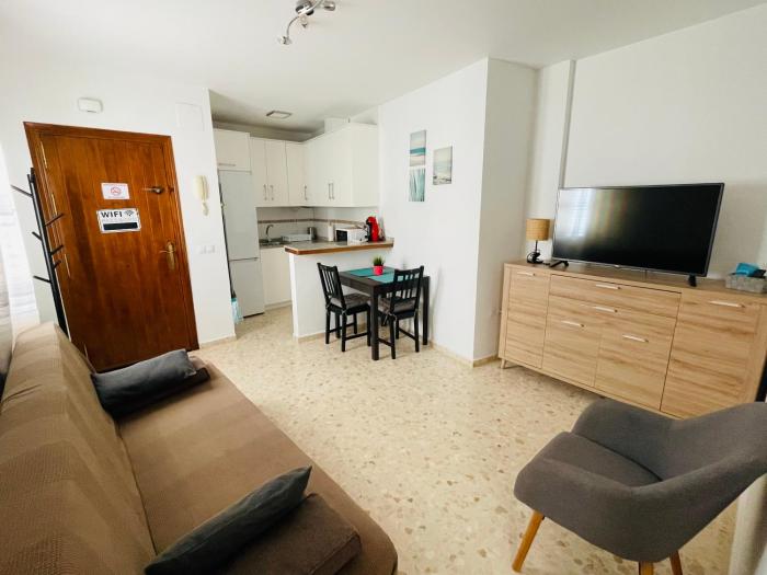 Apartamento Conil Centro y Playa, descanso perfecto, con aire acondicionado y WIFI