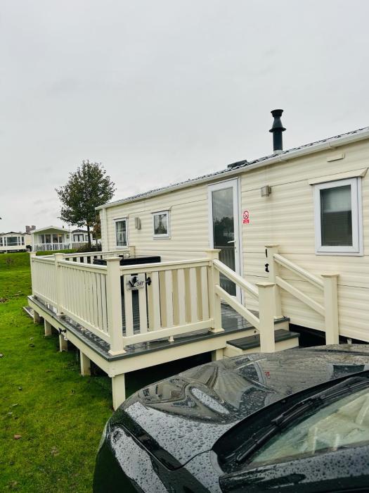 Beautiful 8 Birth Holiday Home - Tattershall Lakes