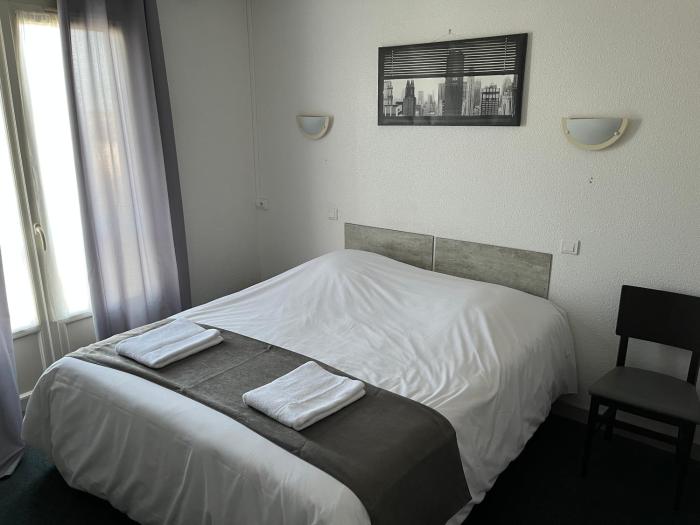 Hôtel Le Lyon Vert Commentry