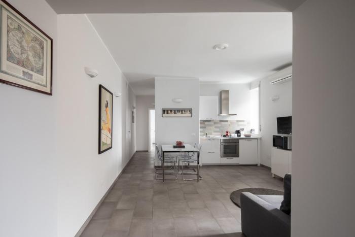 Nice and spacious apartment near the Vatican and Starbucks