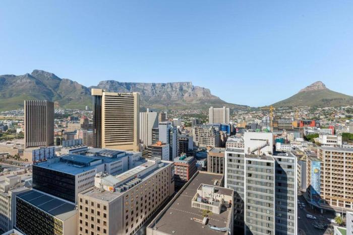 Stylish Apartment - Iconic Views