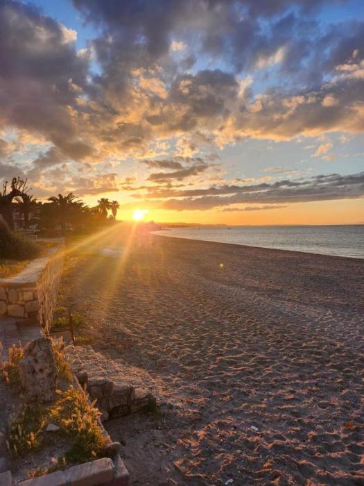 Luxury on the beach apartment