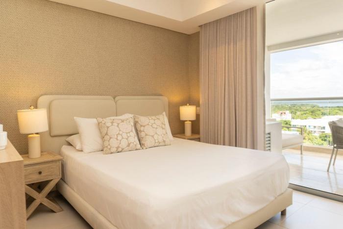 Vista increíble + balcón soñado cerca del mar CB942