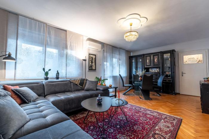 Spacious 3-BR Central Retreat