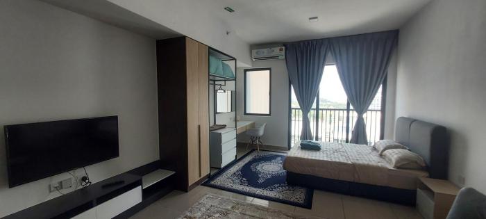 Shahdila Alinea parking level 2