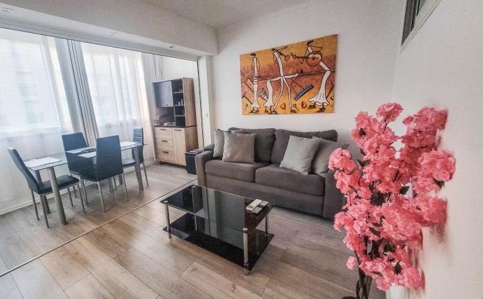 Tres jolie STUDIO A 2 MINUTES DE LA PLAGE ET DU PORT DE Fréjus secteur base nature