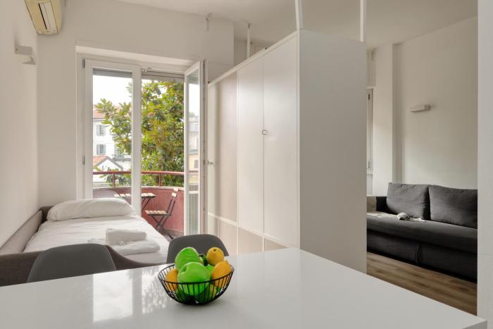 JOIVY Cosy studio with balcony near the city centre