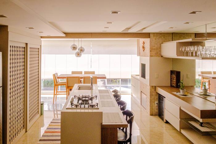 Luxury at the beach!Wi-Fi500Mpbs