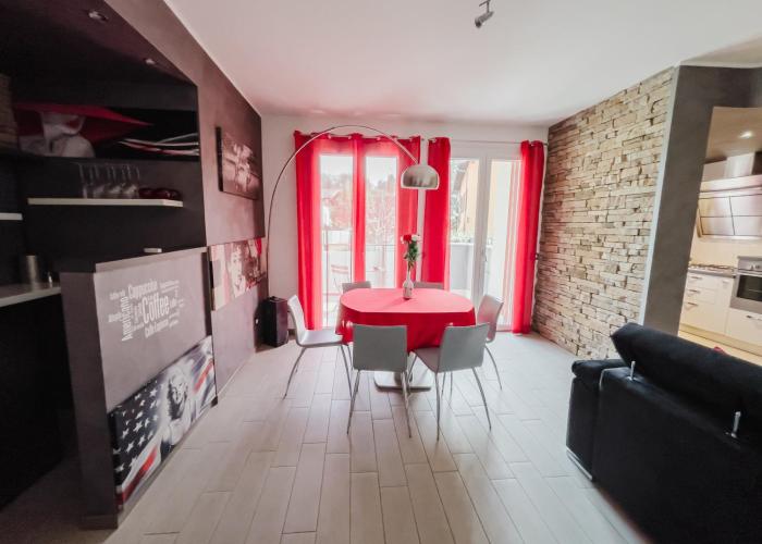 La Primula by Quokka 360 - flat outside the city of Como