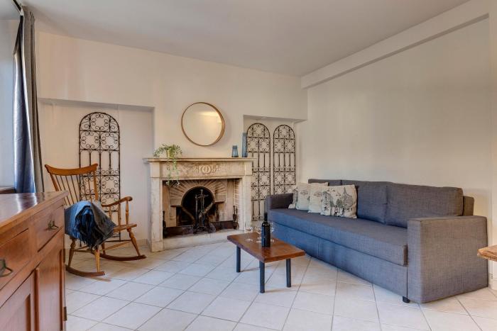 Guelfo Apartment by Mamo Florence