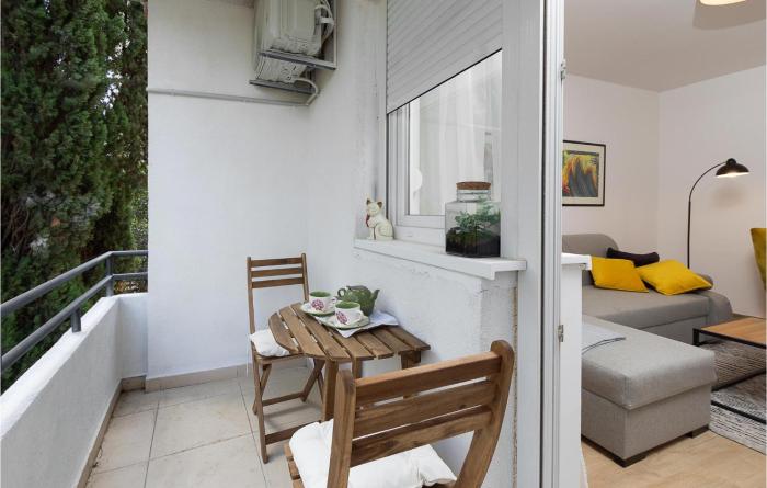 Stunning Apartment In Pula With Wifi