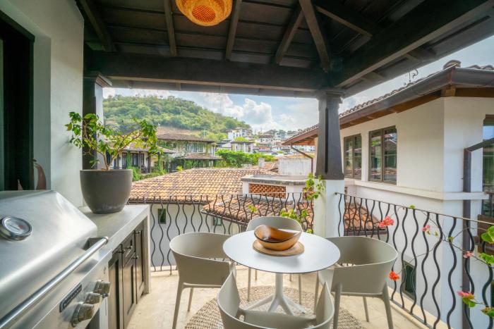 Calle La Ronda 18 At Las Catalinas