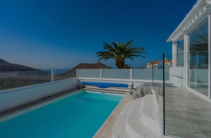 Villa Salome with private heated pool
