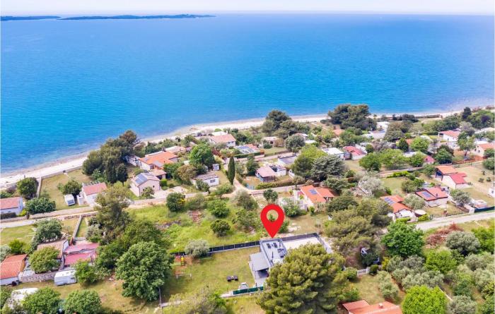 Pet Friendly Home In Peroj With Kitchen